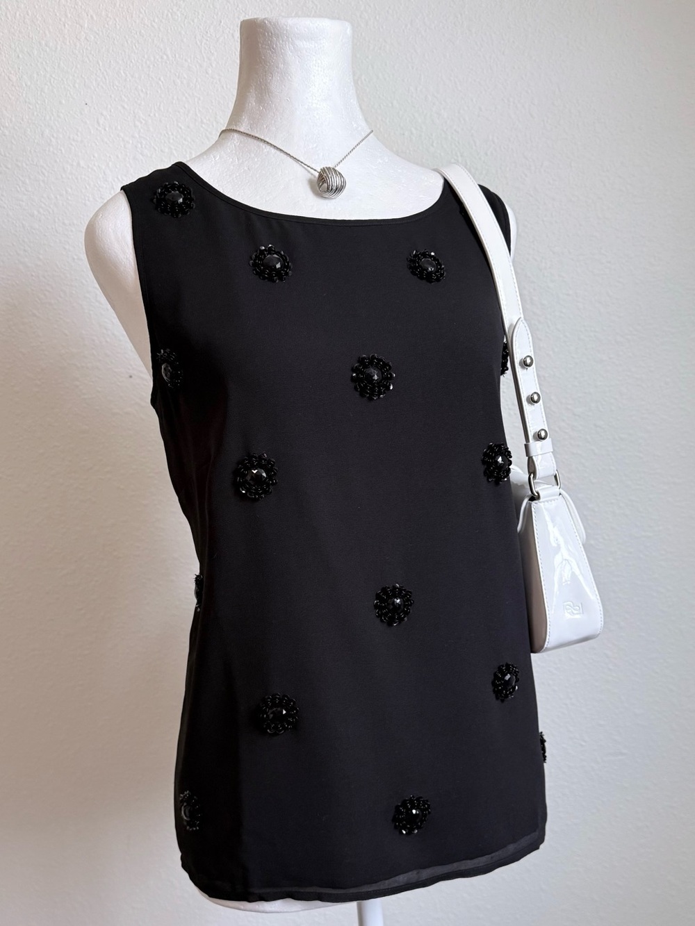 Talbots Floral Bead Embellished Sleeveless Blouse Whimsygoth Feminine